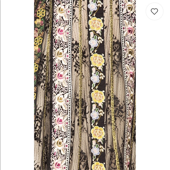 GWYNETH DRESS IN BLACK MULTI - Picture 3 of 4